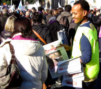 8. Piazza della Repubblica, ore 13:48.