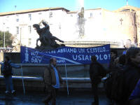 15. Piazza della Repubblica, ore 13:52.