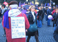 16. Piazza della Repubblica, ore 13:52.