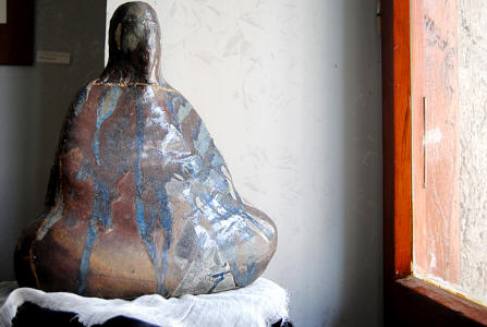 Birgitt Shola Starp - 15. "Quan Yin revisiting", 1994-2012 - Raku ceramics