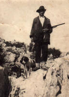 17. Il grande cacciatore anticolano Tobia De Angelis in una foto del 1939.