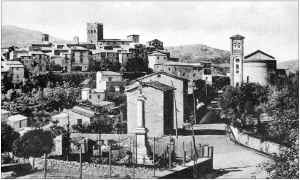Via SantAntonio e largo Principessa Brancaccio nella prima met degli anni 50.