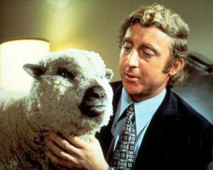 Un Papa tra le sue Pecorelle (a sinistra) e (a destra) un Innamorato con la sua Pecorella.